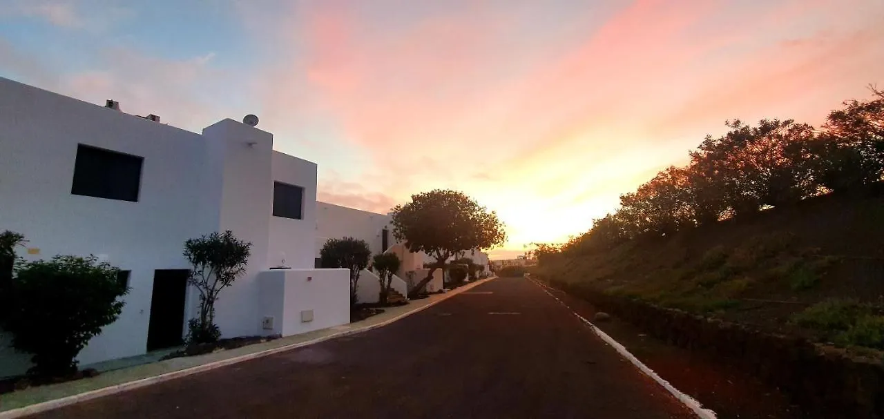 Palmeras Garden Playa Blanca  Apartment
