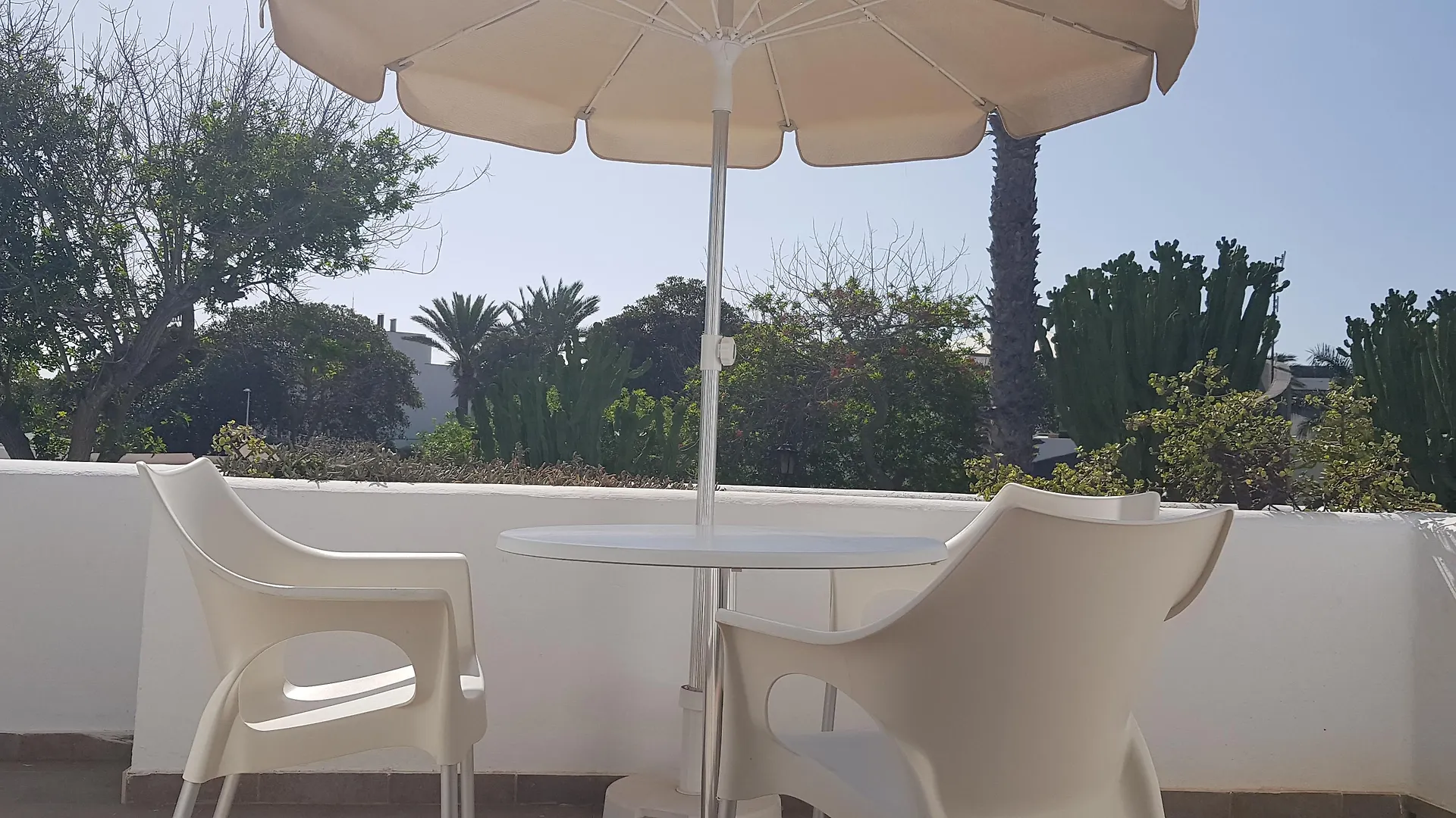 Palmeras Garden Playa Blanca  0*, Playa Blanca (Lanzarote)
