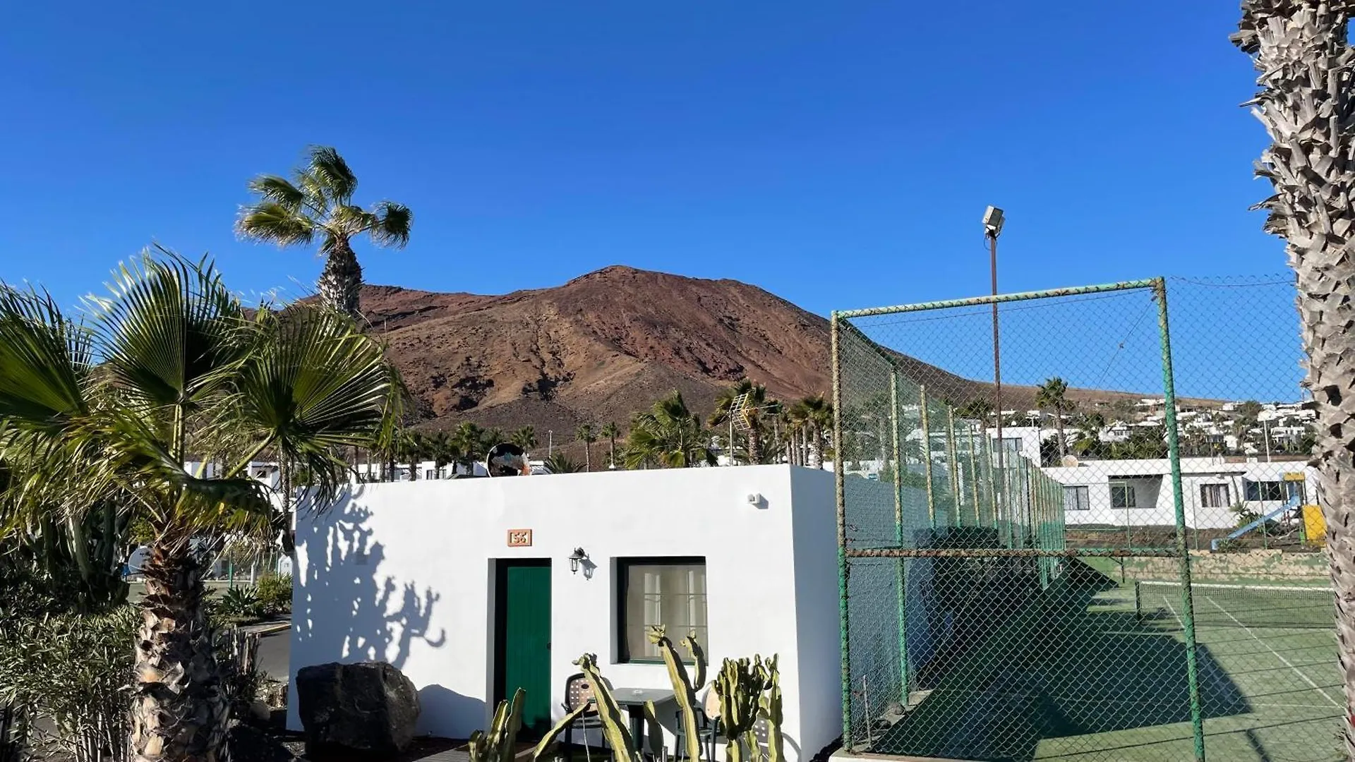 Palmeras Garden Playa Blanca  0*, Playa Blanca (Lanzarote)